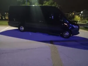 <strong>Sprinter Limo Style L</strong><br>         <i class="fa fa-users"></i> Up to 16 Passengers   <br>        <i class="fa fa-suitcase"></i> Up to 8 Pieces of Luggage<br><br>		<b><i style="color:#066AAB">Big moments deserve even bigger rides.</i></b>