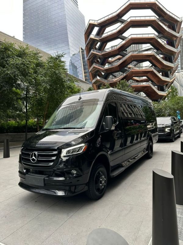 Mercedes Sprinter Limo